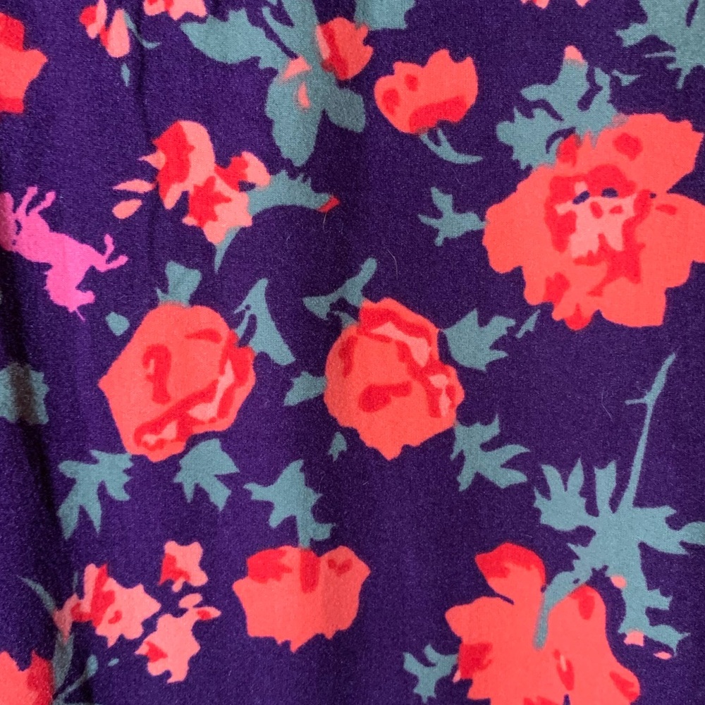 NWOT- LuLaRoe Leggings One Size – Purple with Coral & Blue Floral Print - Picture 5 of 10